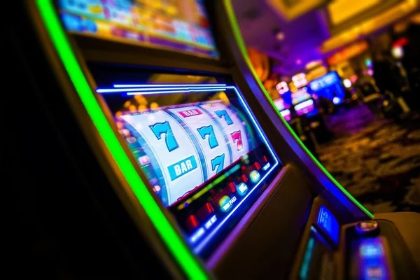 pokigem platform interface showing slots, live dealer, and sportsbook sections